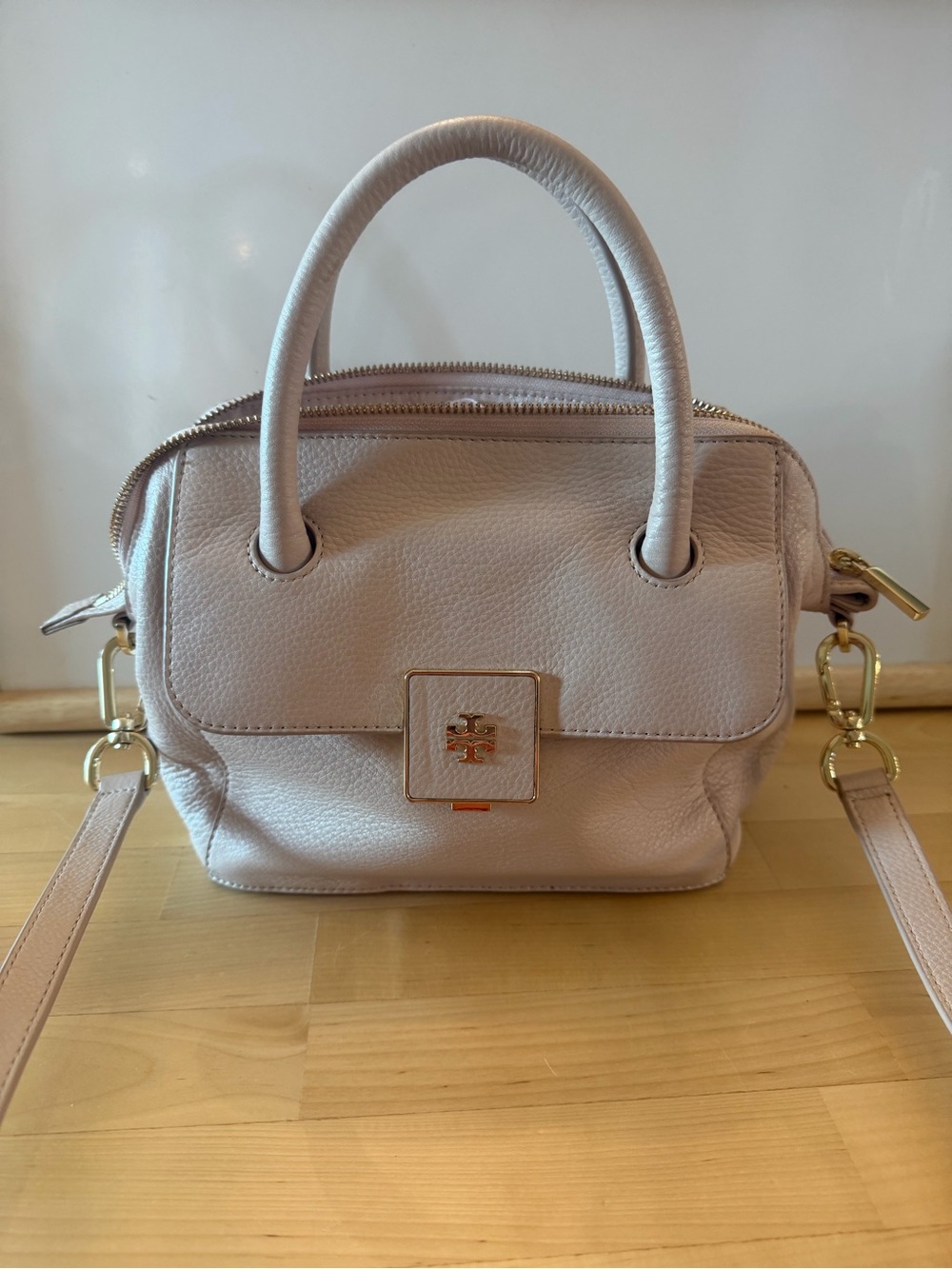 Tory Burch Light beige Pebbled Leather Satchel with Gold Hardware